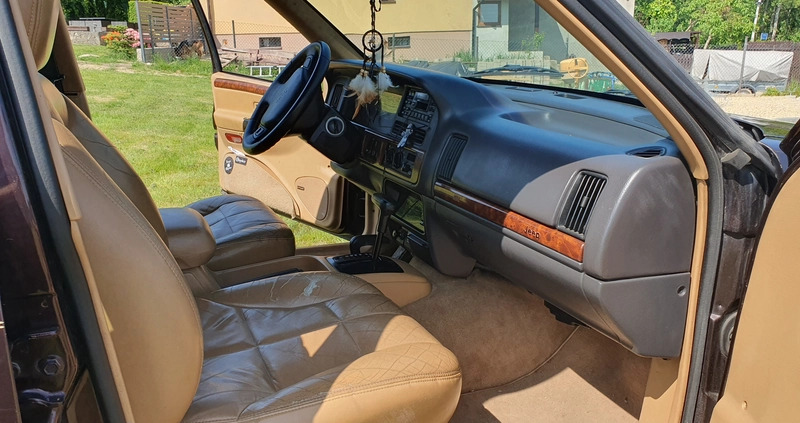 Jeep Grand Cherokee cena 29000 przebieg: 350000, rok produkcji 1996 z Ożarów małe 137